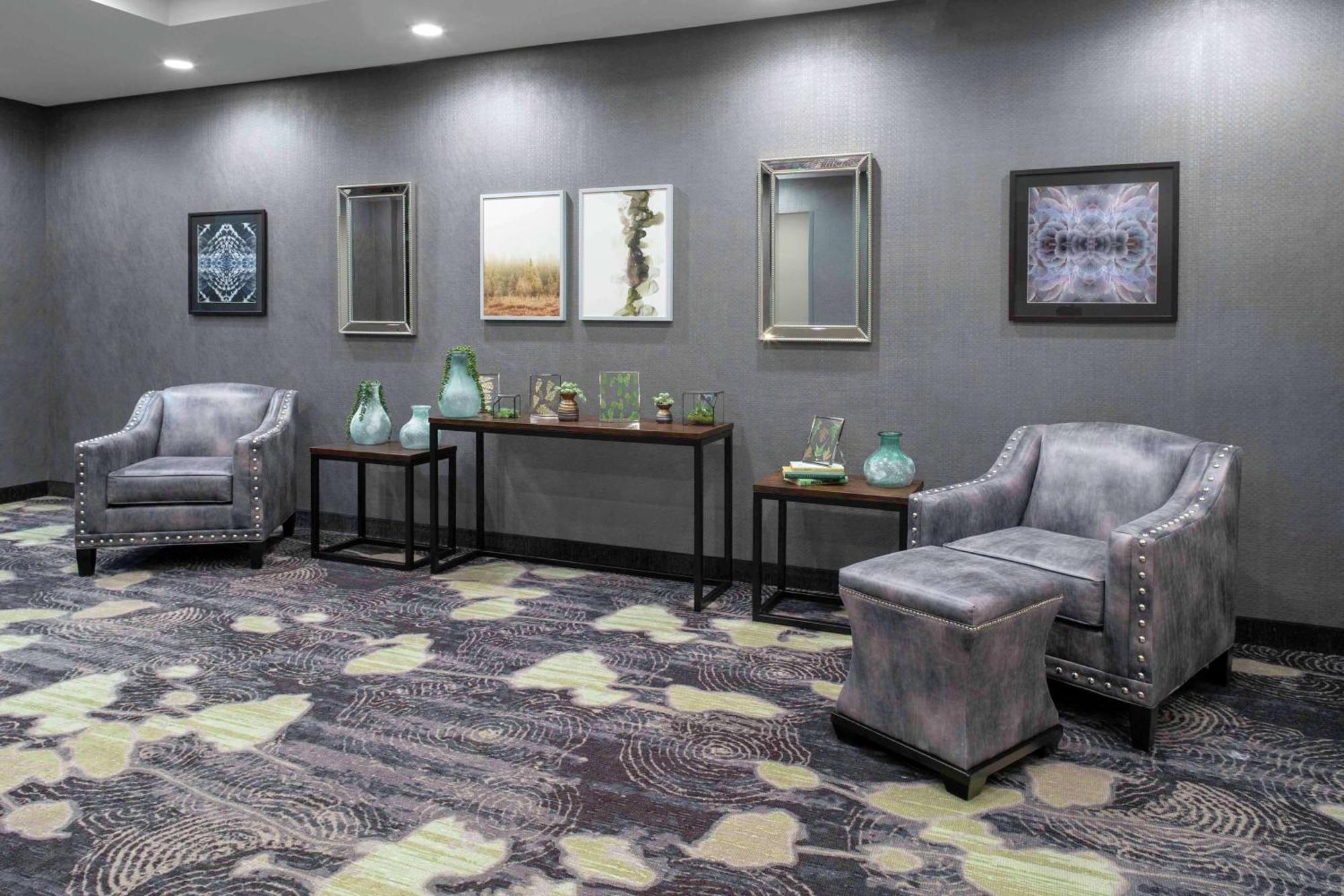 Homewood Suites By Hilton Lansing Eastwood Bagian luar foto