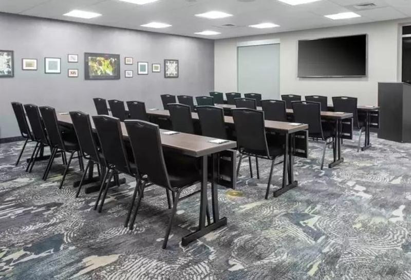 Homewood Suites By Hilton Lansing Eastwood Bagian luar foto